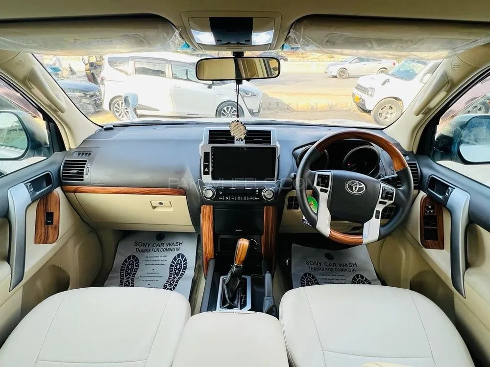 Toyota Prado 2014 for sale in Karachi