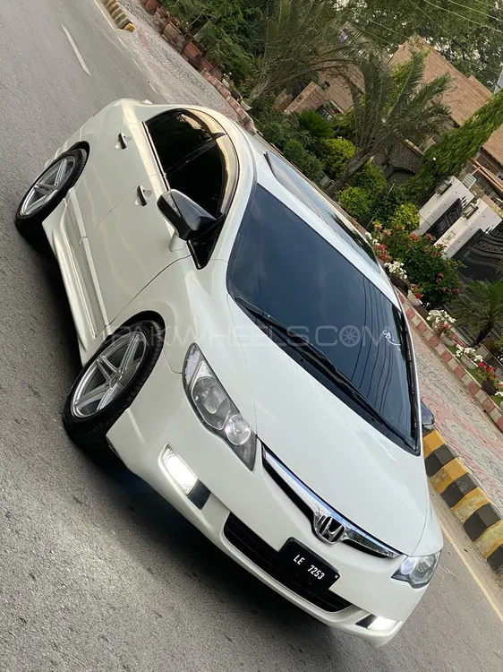 Honda Civic 2011 for Sale in Peshawar Image-1