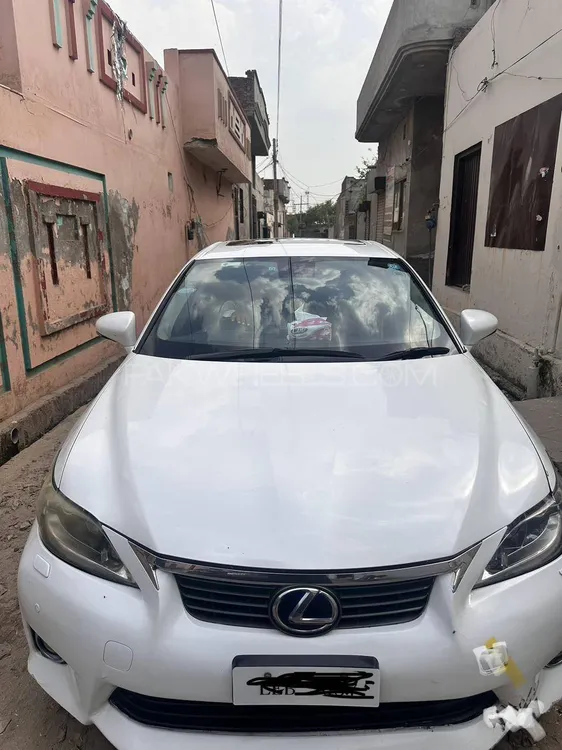 Lexus CT200h 2012 for Sale in Sheikhupura Image-1