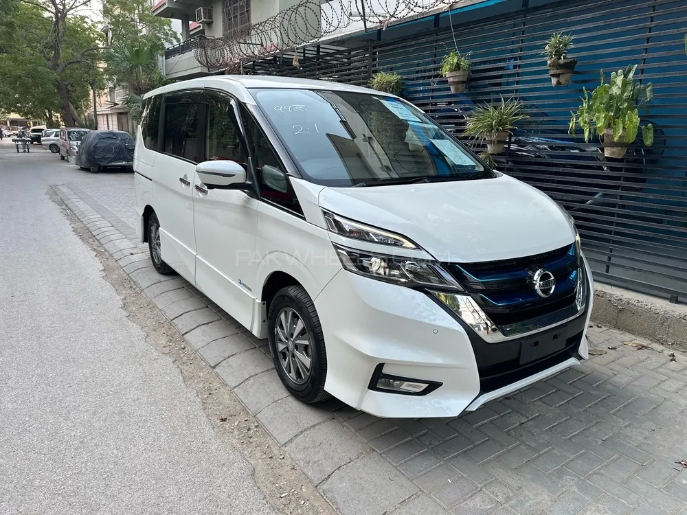 نسان سرینا 2019 for Sale in کراچی Image-1
