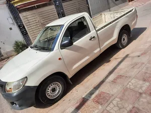 Toyota Hilux 4X2 Single Cab Deckless 2014 for Sale