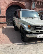 Toyota Land Cruiser 79 Series 30th Anniversary 1998 for Sale