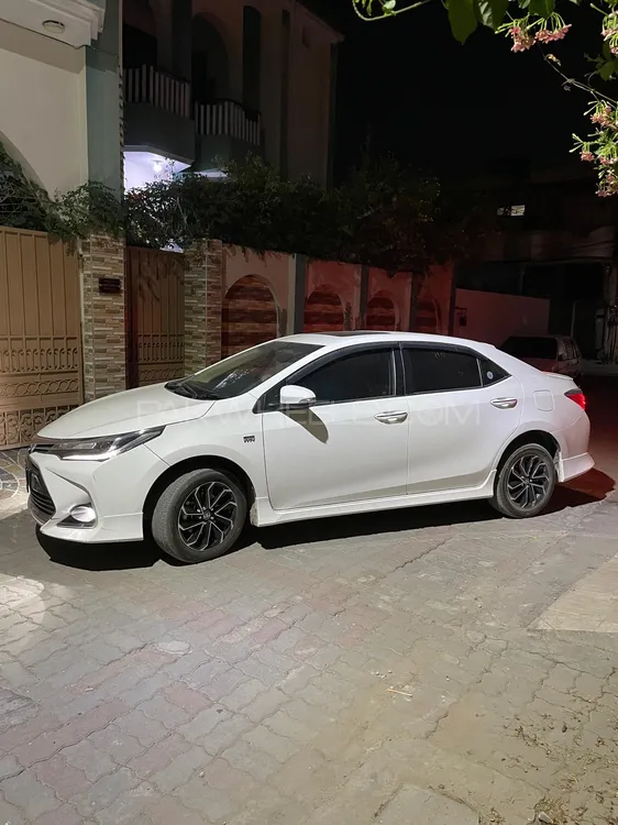 Toyota Corolla 2023 for Sale in Sialkot Image-1