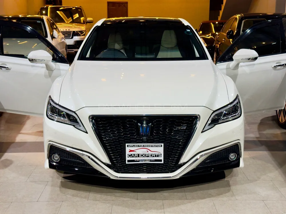 Toyota Crown 2020 for sale in Lahore