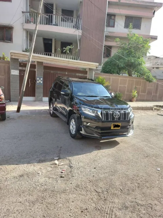Toyota Prado 2010 for Sale in Karachi Image-1