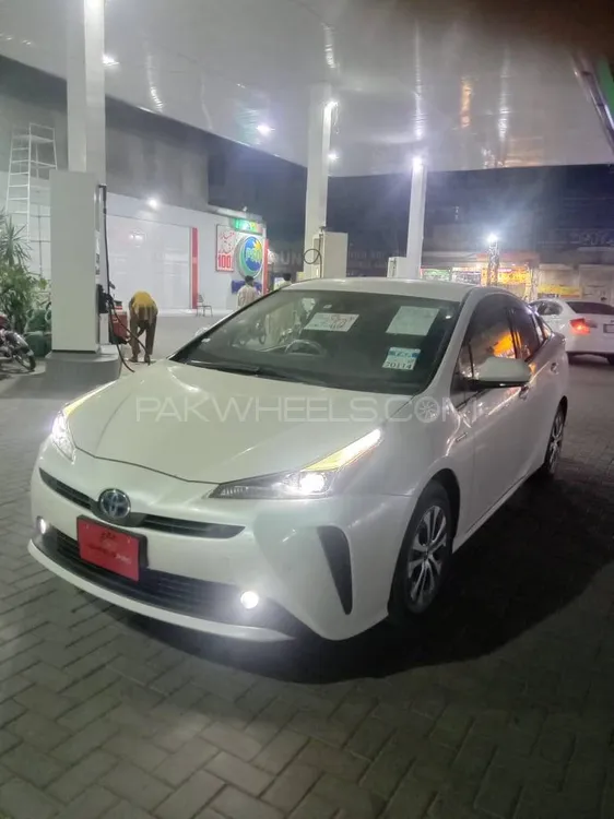 Toyota Prius 2020 for Sale in Lahore Image-1