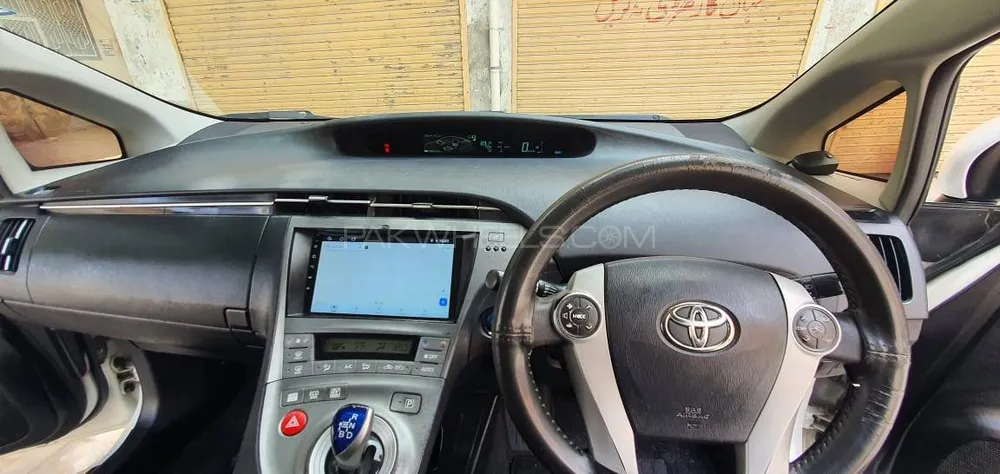 Toyota Prius 2013 for sale in D.G.Khan
