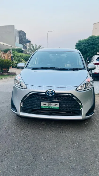 Toyota Sienta 2019 for Sale in Gujranwala Image-1