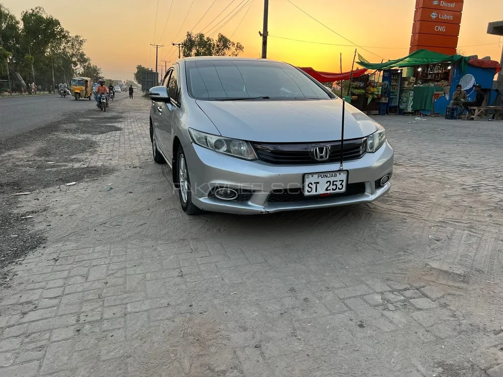 Honda Civic 2013 for Sale in Sialkot Image-1