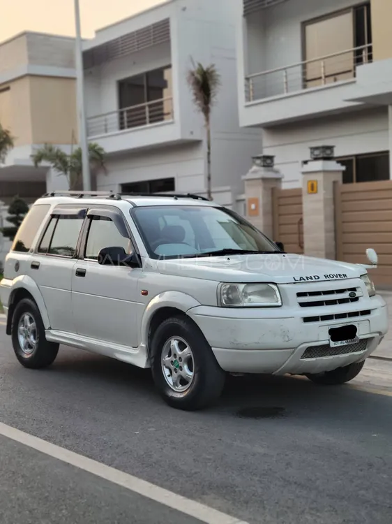 Land Rover Freelander 2002 for Sale in Lahore Image-1
