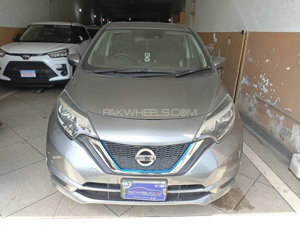 Nissan Note 2016 for Sale in Lahore Image-1