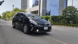 Toyota Prius G 1.8 2014 for Sale