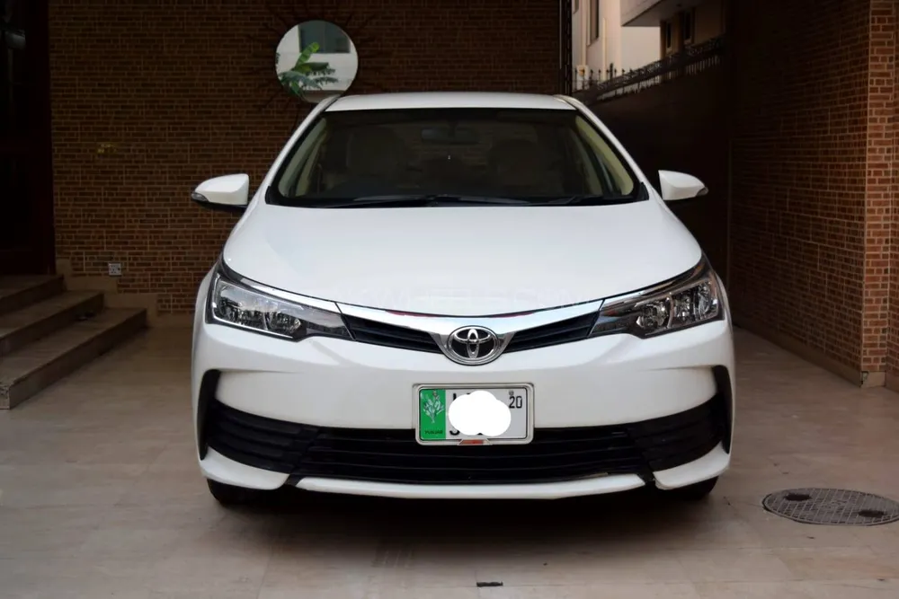 Toyota Corolla 2020 for Sale in Lahore Image-1