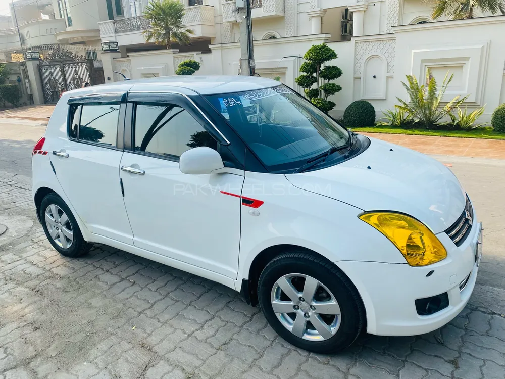 Suzuki Swift 2019 for sale in Sheikhupura