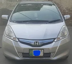 Honda Fit 1.3 Hybrid XH Selection 2015 for Sale