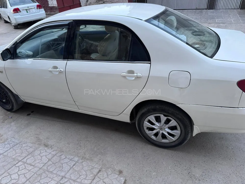 Toyota Corolla 2004 for sale in Chak jhumra