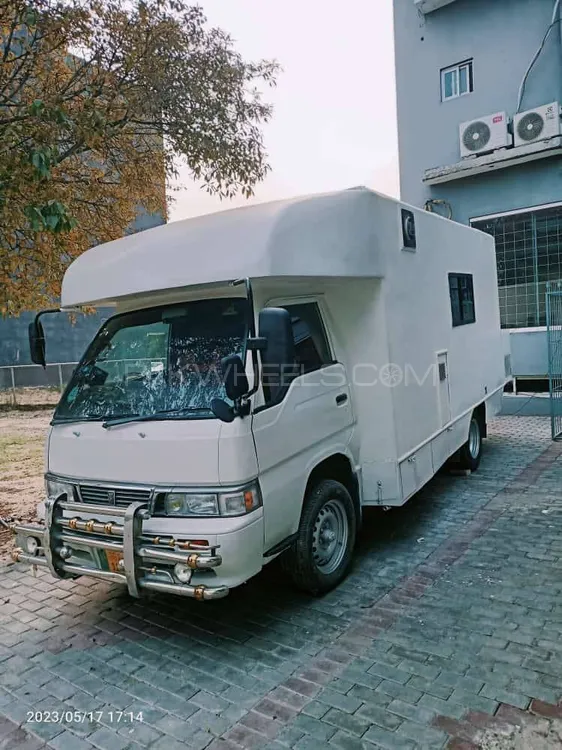 Toyota Hiace 1987 for Sale in Lahore Image-1
