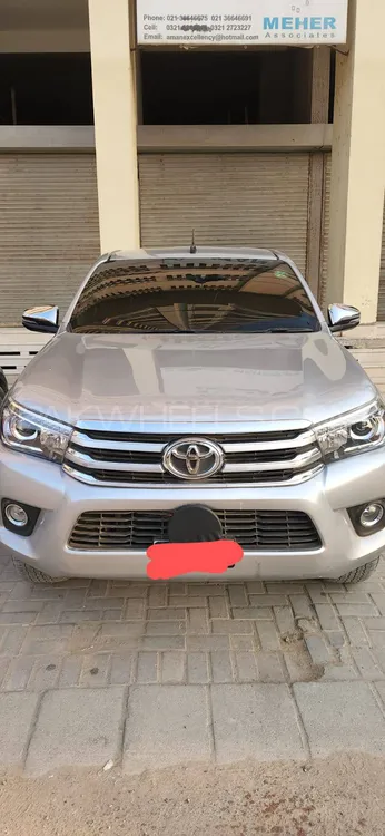 Toyota Hilux 2021 for Sale in Karachi Image-1