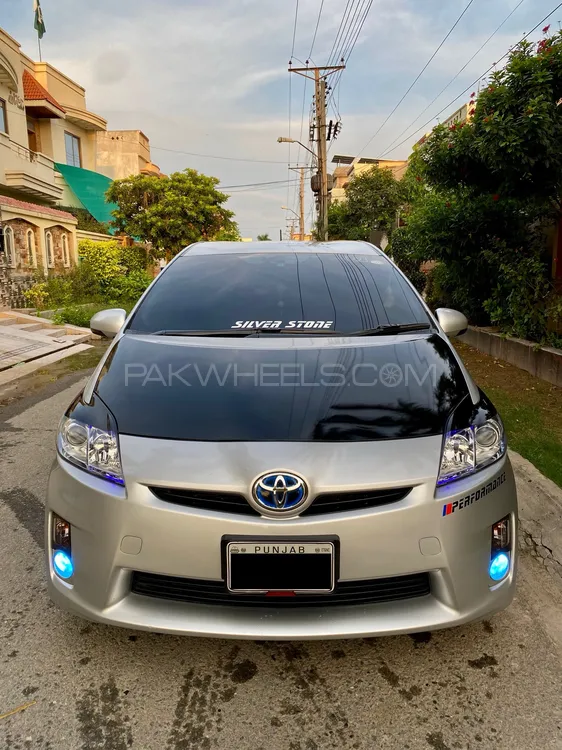 Toyota Prius 2011 for Sale in Sialkot Image-1