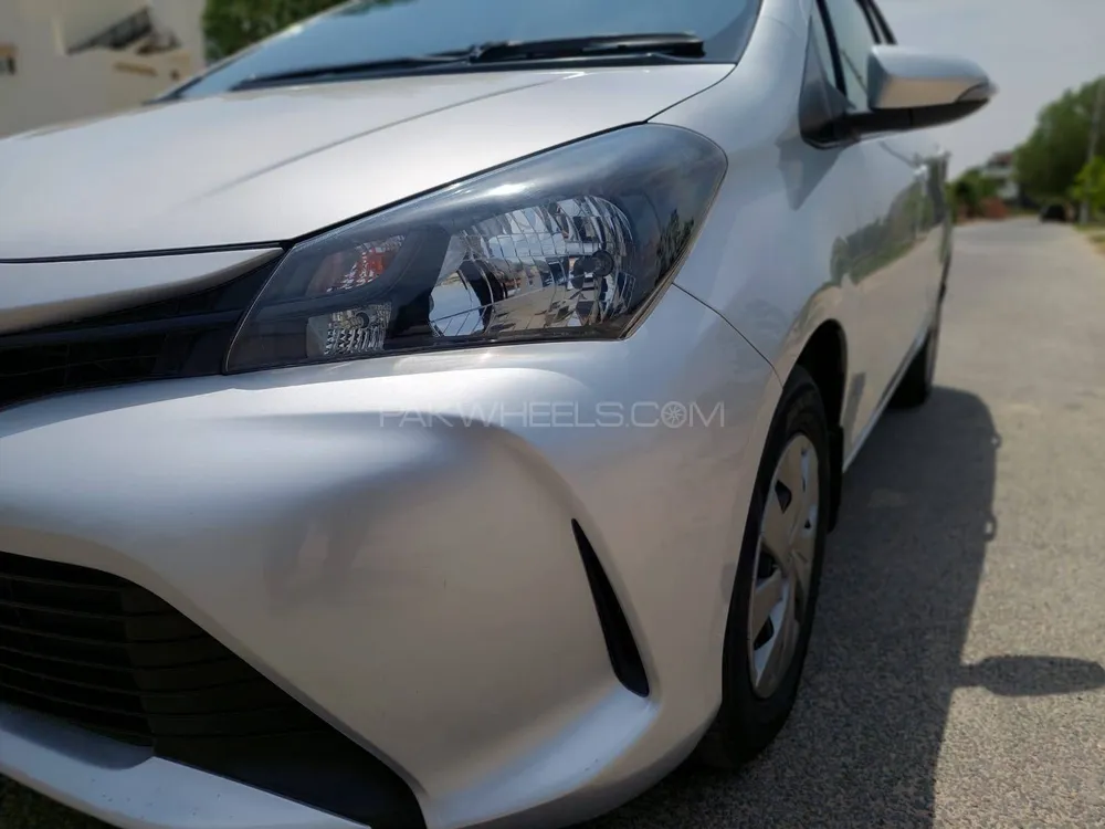 Toyota Vitz 2014 for Sale in Bahawalpur Image-1