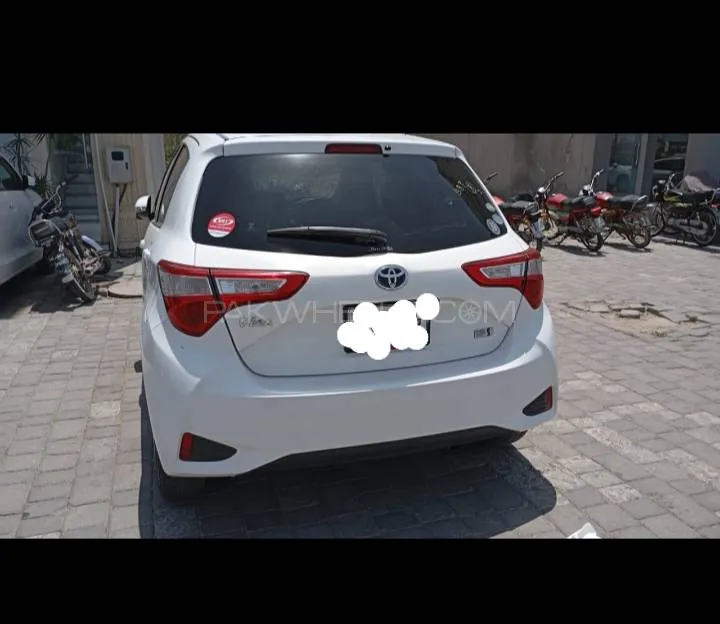 Toyota Vitz 2023 for sale in Lahore