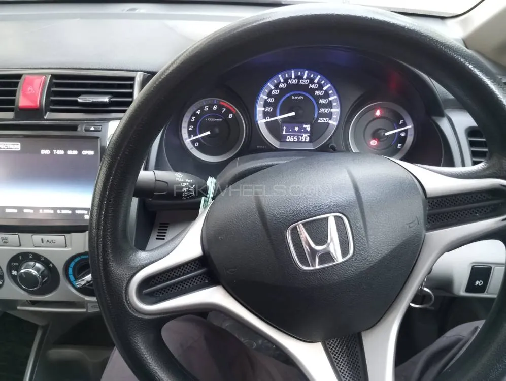 Honda City 2015 for Sale in Karachi Image-1