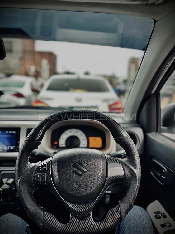 Suzuki Alto carbon fiber steering with multimedia Image-1