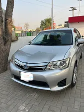 Toyota Corolla Axio Hybrid 1.5 2014 for Sale