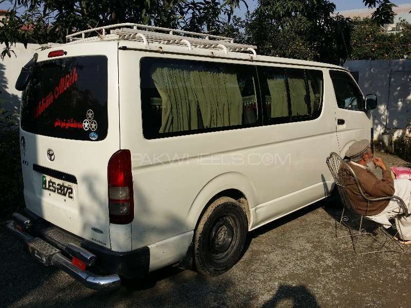 Toyota Hiace 2007 for Sale in Nowshera Image-1