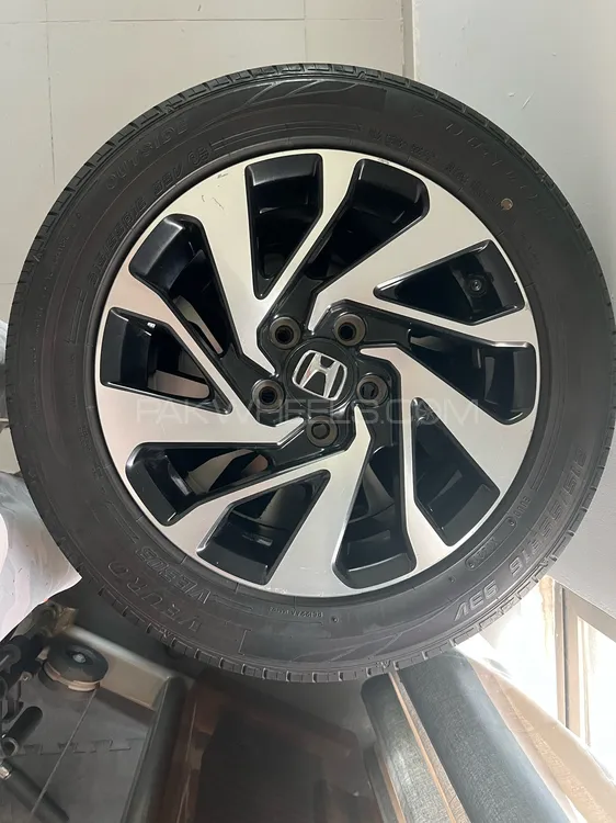 16 inch civic rims  Image-1