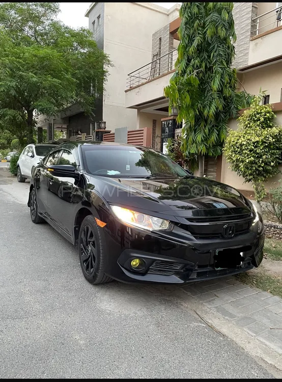 Honda Civic 2017 for Sale in Lahore Image-1