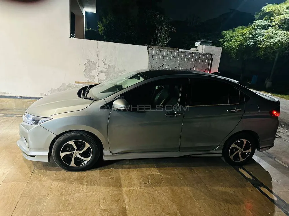 Honda Grace Hybrid 2014 for sale in Gujranwala