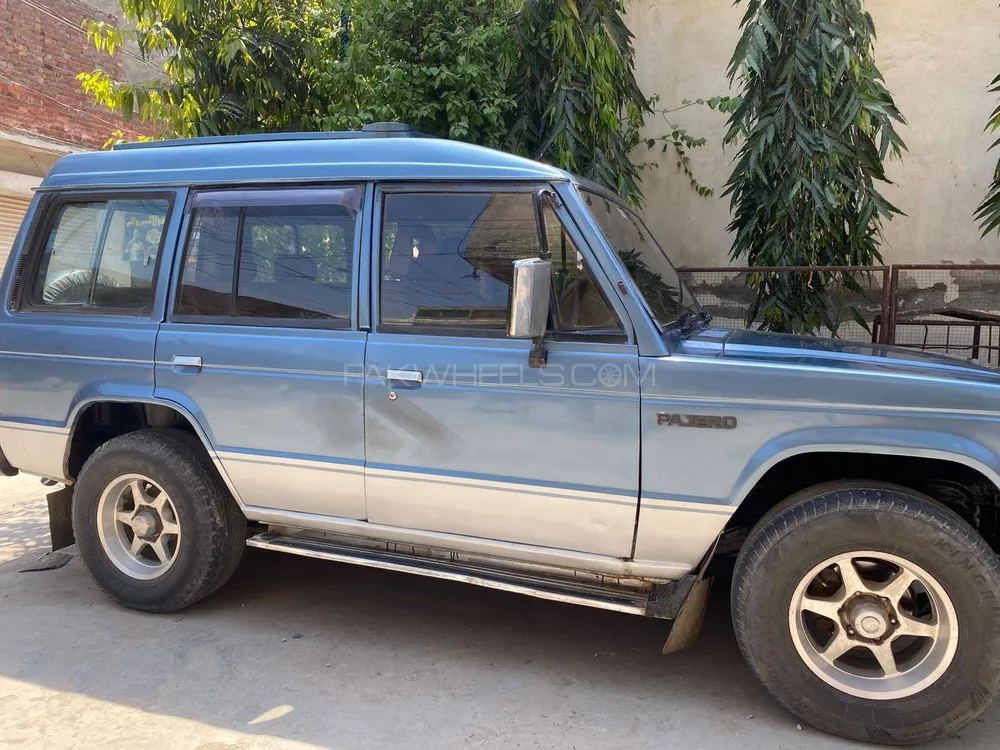 Mitsubishi Pajero 1989 for Sale in Lahore Image-1