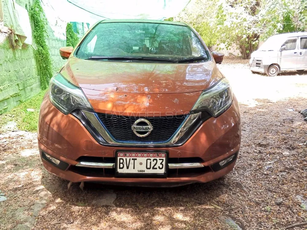 Nissan Note 2017 for Sale in Karachi Image-1