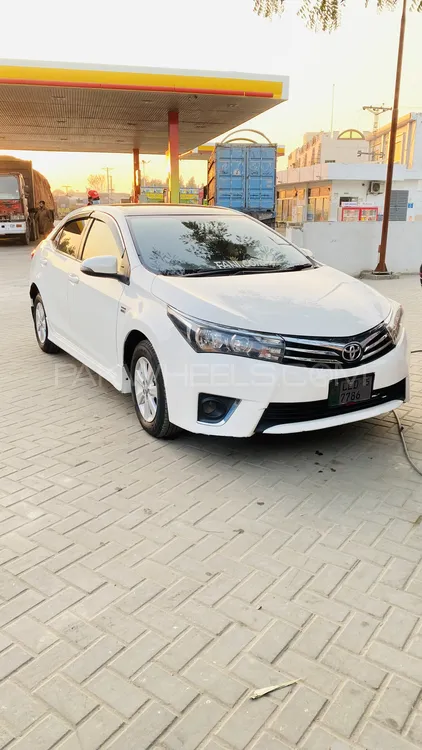 Toyota Corolla 2015 for Sale in Multan Image-1