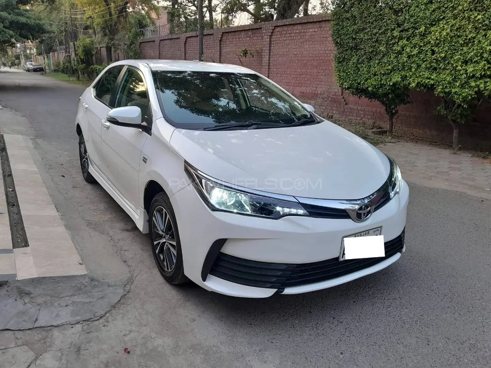 Toyota Corolla 2020 for Sale in Lahore Image-1