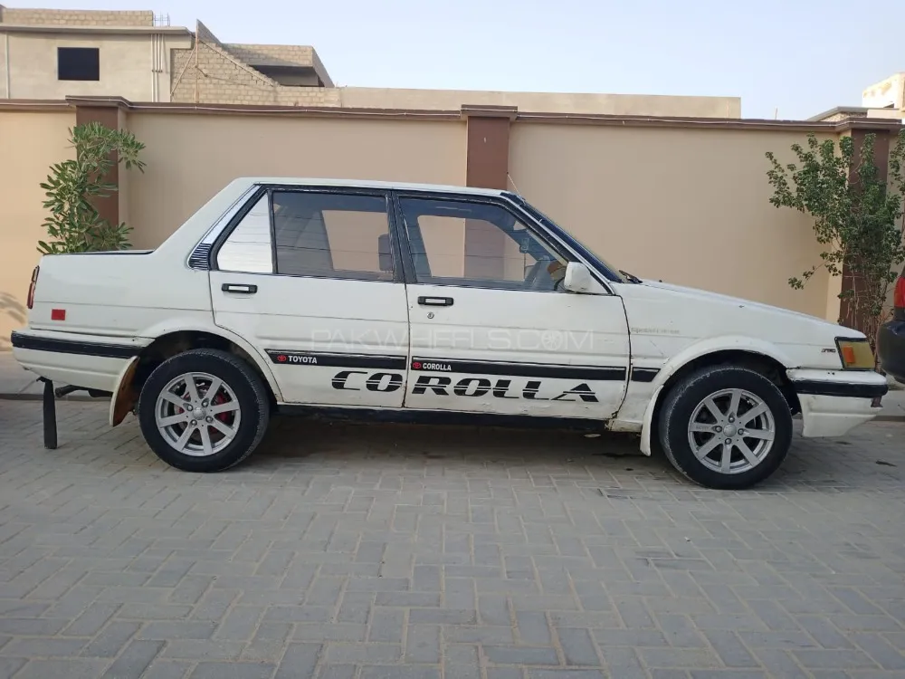 Toyota Corolla 1983 for Sale in Karachi Image-1