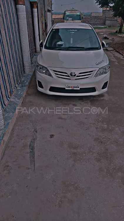 Toyota Corolla 2011 for Sale in Kallar Kahar Image-1