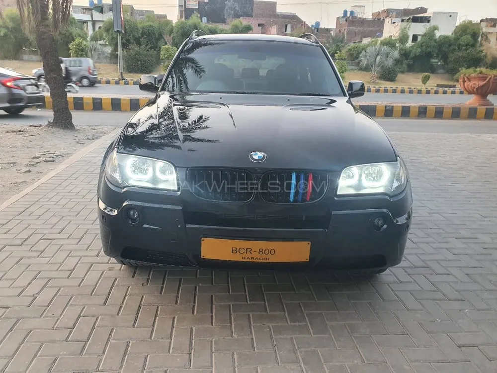 BMW X3 Series 2004 for Sale in Taxila Image-1