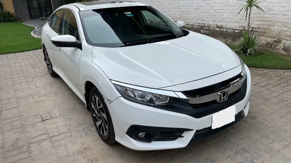 Honda Civic 2017 for Sale in Faisalabad Image-1