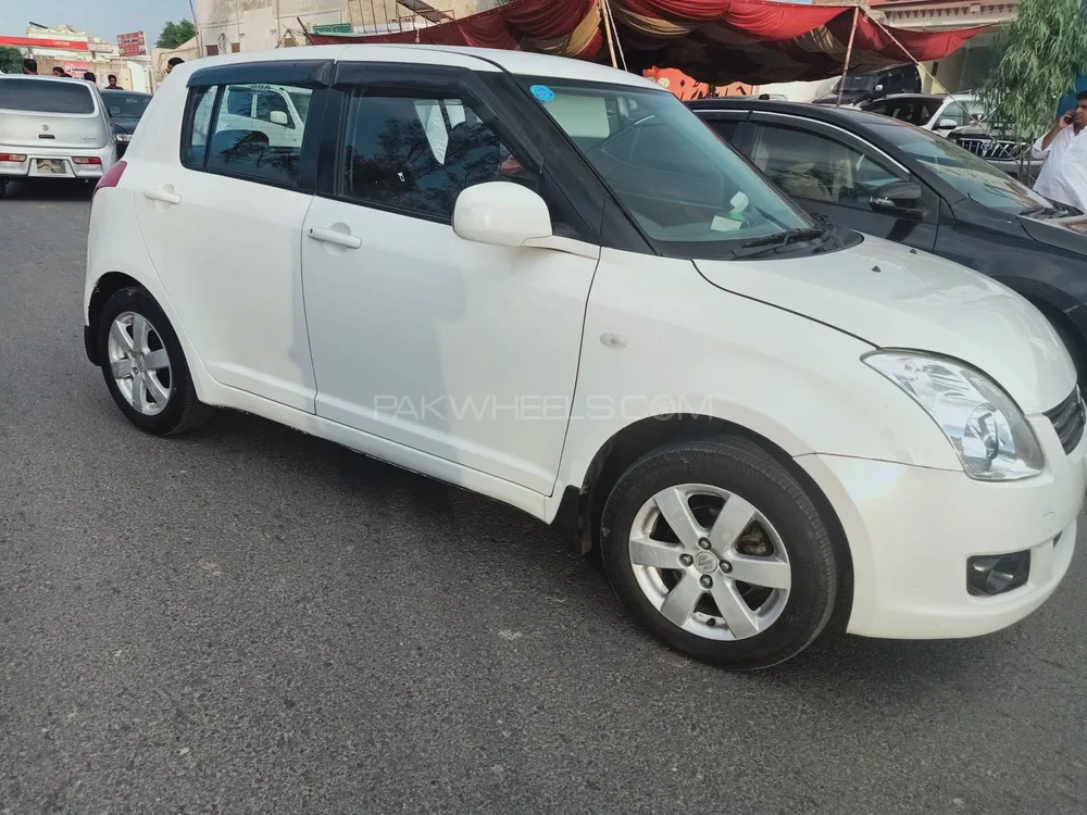 Suzuki Swift 2018 for sale in Jauharabad
