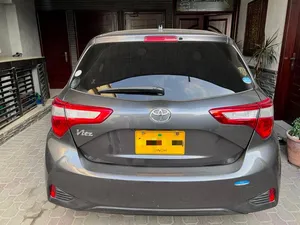 Toyota Vitz F Safety Edition III 2017 for Sale