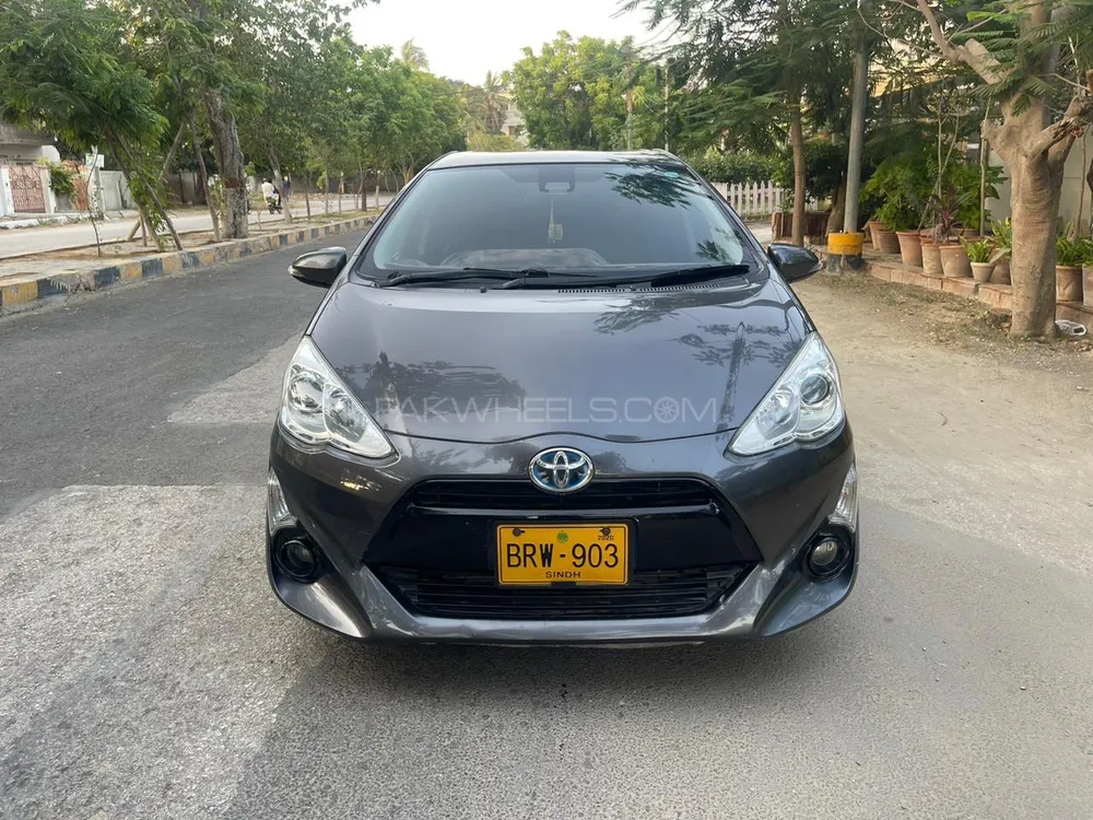 Toyota Aqua 2016 for Sale in Karachi Image-1