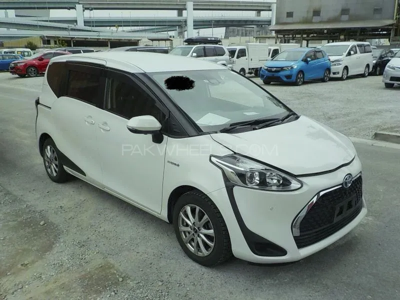 Toyota Sienta 2019 for Sale in Sialkot Image-1