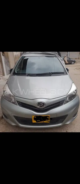 Toyota Vitz 2012 for Sale in Karachi Image-1