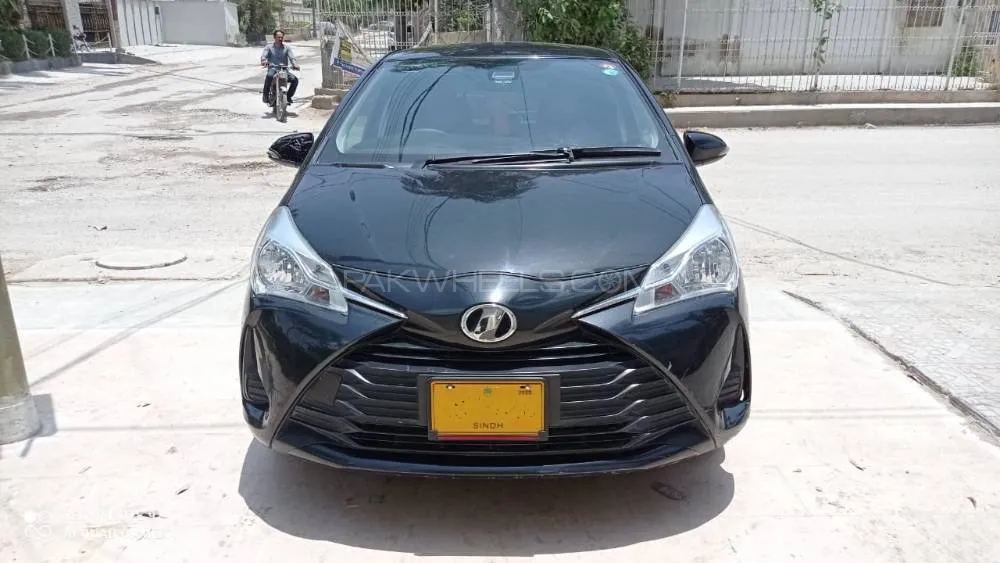Toyota Vitz 2017 for sale in Karachi