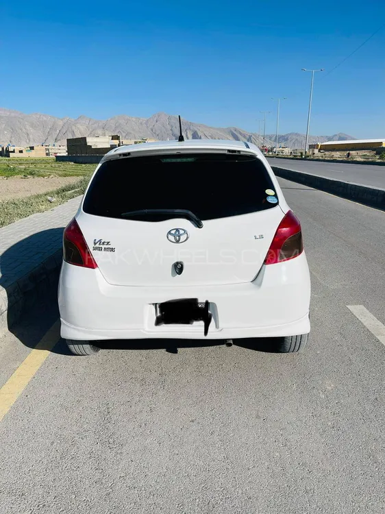 Toyota Vitz 2005 for Sale in Quetta Toyota Vitz 2005 for Sale in Quetta Image-3
