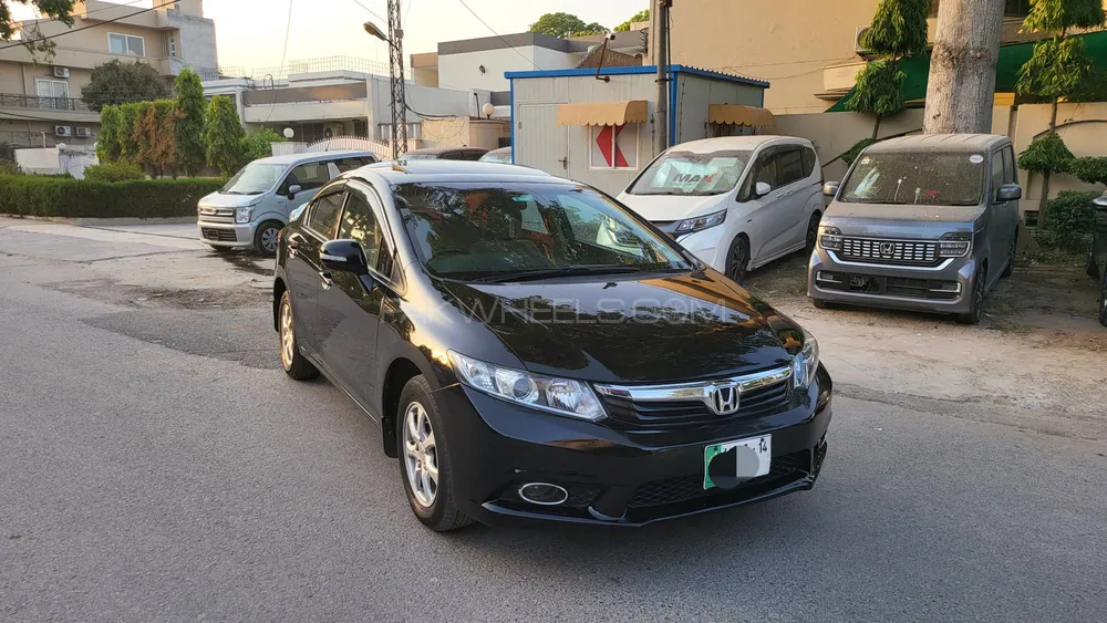 Honda Civic 2013 for Sale in Lahore Image-1