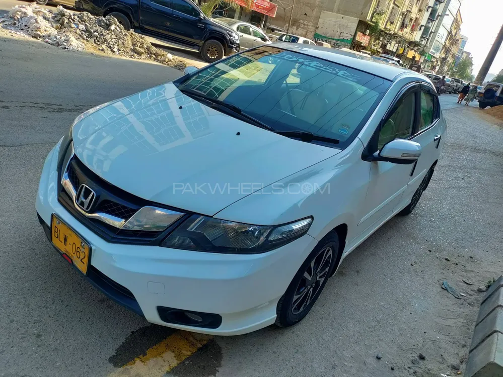 Honda City 2018 for Sale in Karachi Image-1