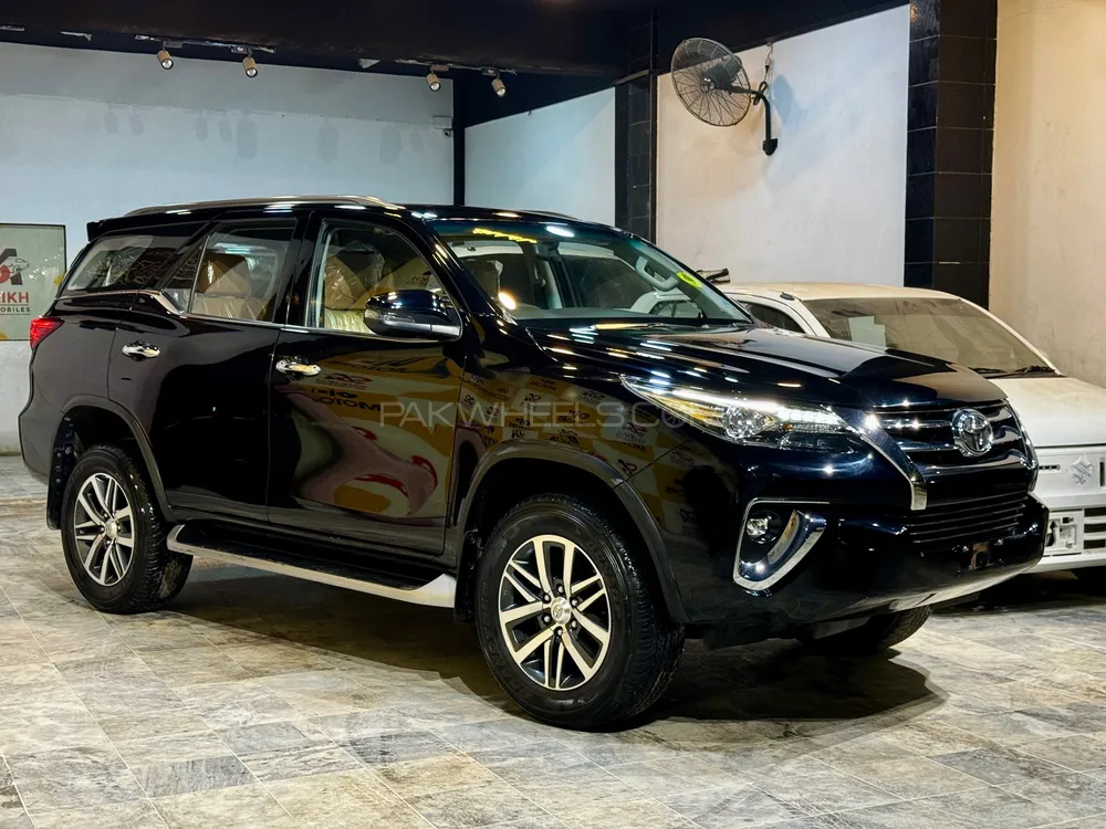 Toyota Fortuner 2021 for sale in Karachi